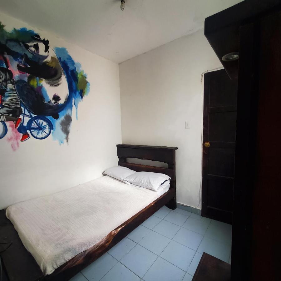 Hostal Cq Chapinero Bogotá Extérieur photo